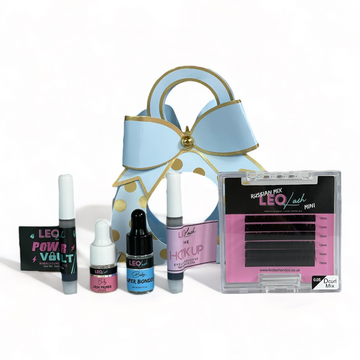 Leo Lash Range premium lash extension kit with glues, primer, bonder, and D curl lashes.