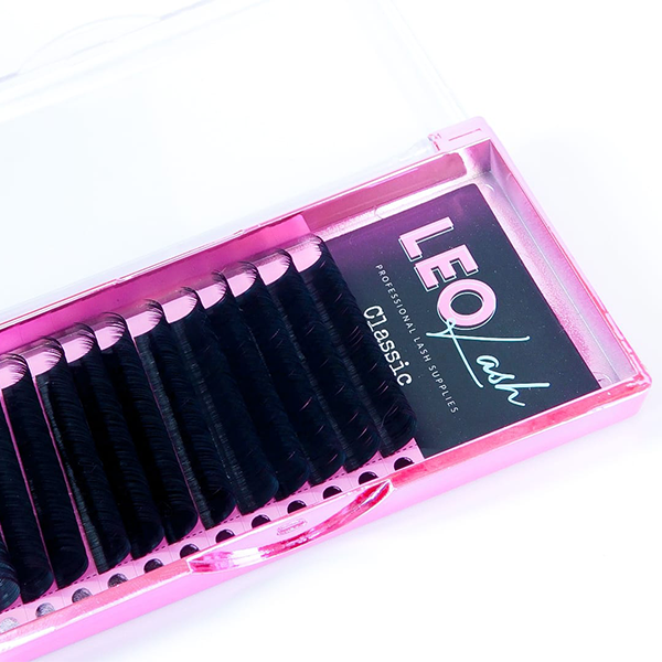 Leo Lash Range classic black lash extensions in a pink tray for professional lash techs