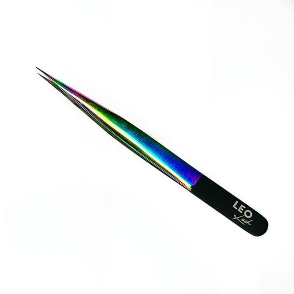 Leo Lash iridescent stiletto lash extension tweezer with black handle on white background